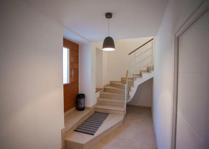 Casa Tonina * 茨雷斯