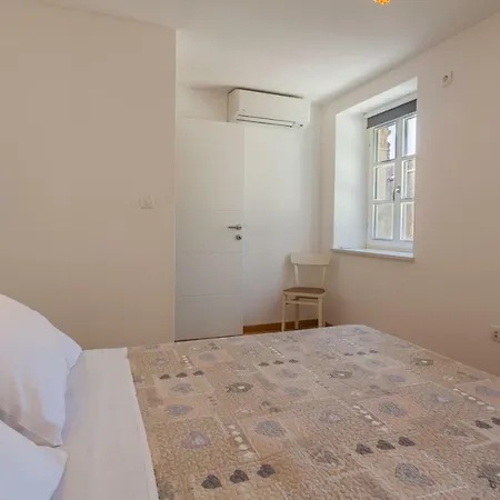 Casa Tonina 公寓 *